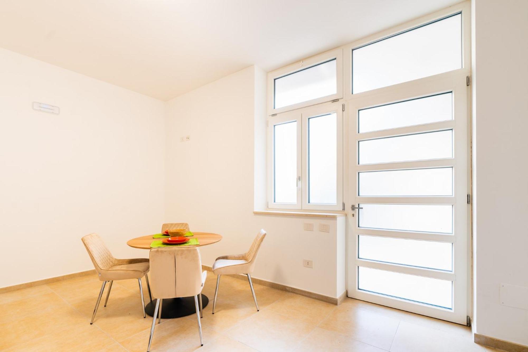 Porta 29 Apartments Трани Экстерьер фото