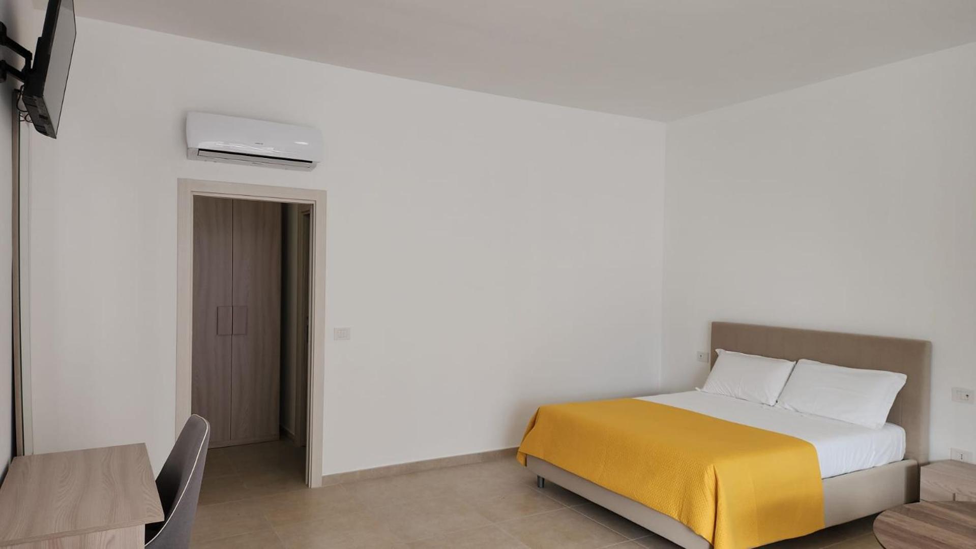 Porta 29 Apartments Трани Экстерьер фото